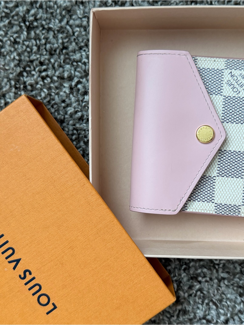 Louis Vuitton Light Pink Leather Card Wallet